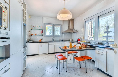 Roquebrune-Cap-Martin Villa | La demeure des Colibris