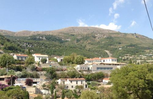Tourrettes-sur-Loup Villa | La Genevrière
