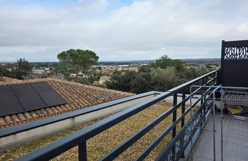 Milhaud Apartment | LA GUARIGUETTE, the sea, the Pont du Gard, the Camargue just 25 minutes away, and a private pool