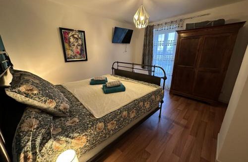 Garrigues-Sainte-Eulalie Apartment | La Maison des Vignes