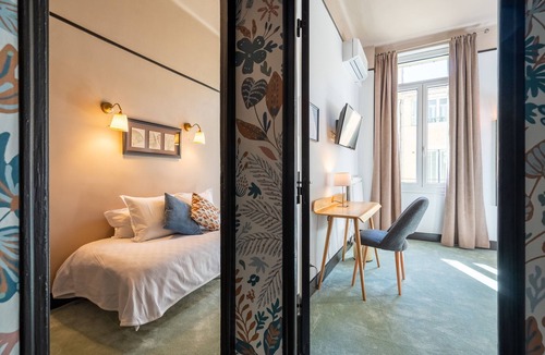 Salon-de-Provence Hotel | La Maison d'été