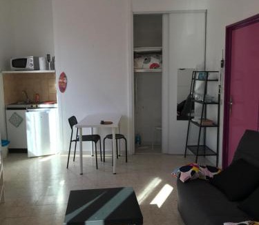 Faubourg Apartment | La MAISON D'ANTONIN