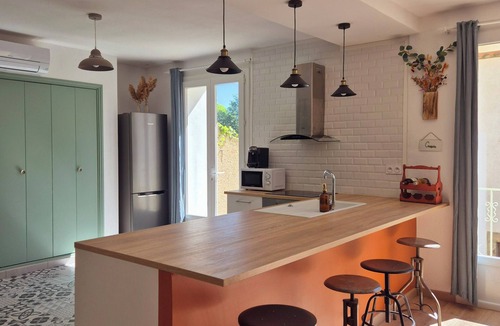 Narbonne House | La Maison du Régisseur Domaine Ricardelette Gîte 10 people NARBONNE
