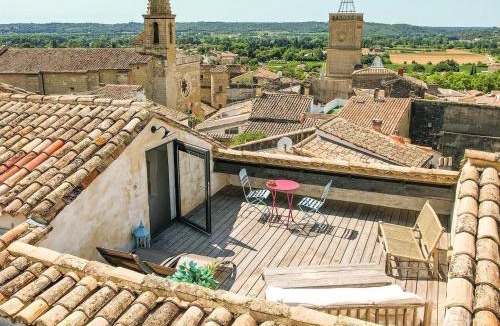 Saint-Quentin-la-Poterie Bed & Breakfast | La Maison D'Aimé - Demeure de caractère du XIIe siècle