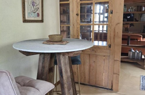 Eyragues Apartment | La Maison perchée - Mas de Rousseau