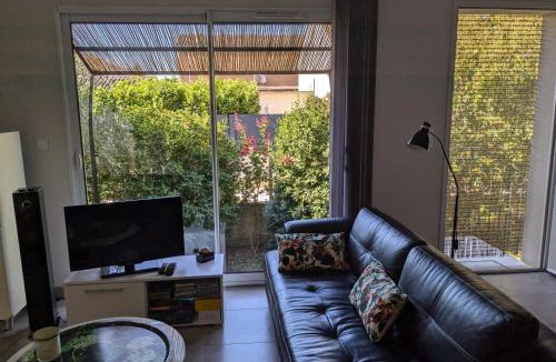Morieres-les-Avignon Villa | La Maison sous l'olivier
