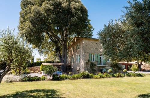 Caux Apartment | La Mouline sublime domaine privatif avec piscine à Pézenas