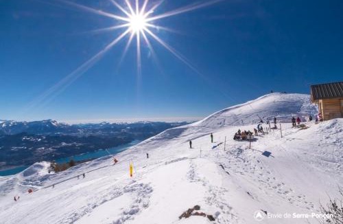 Reallon Ski Chalet | La Petite Charlotte - Chalet