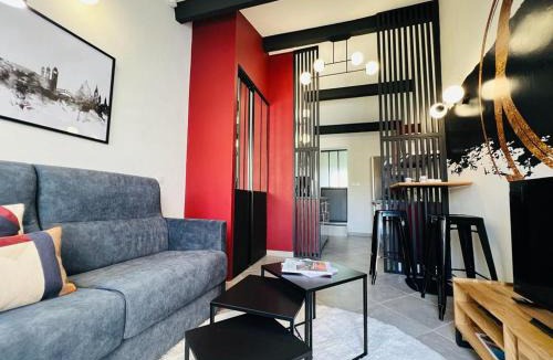 Ensues-la-Redonne House | La petite Maison