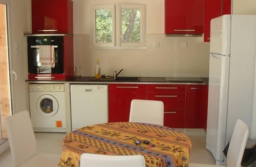 Aix-en-Provence Cottage | La Petite Maison Sous Les Pins-Piscine Intérieure Option SPA