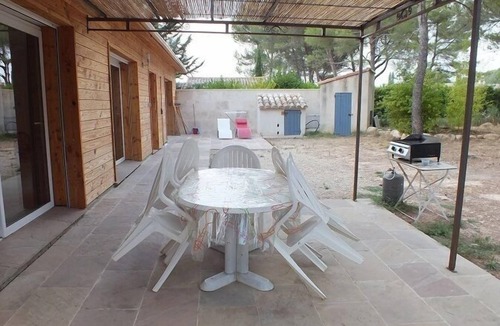 Aix-en-Provence Cottage | La Petite Maison Sous Les Pins-Piscine Intérieure Option SPA