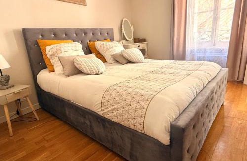Beziers City Centre Apartment | La petite pepite coeur Béziers by GC - Clim - Wifi