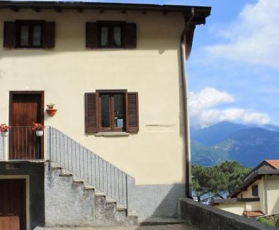Menaggio Apartment | La Piazzetta