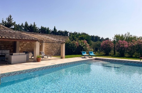 Maussane-les-Alpilles Villa | La Pierre Claire - Two Bedroom Villa, Sleeps 4