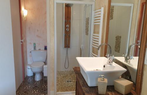 Azillanet Apartment | La Pinède