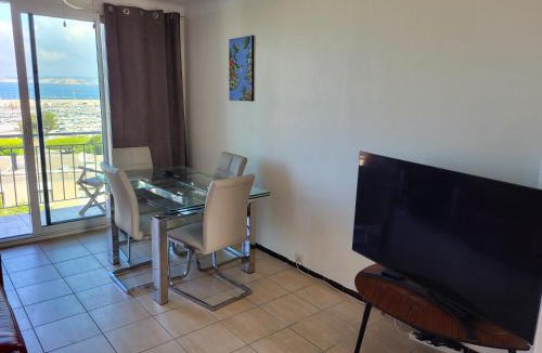 8th Arrondissement Apartment | La Pointe Rouge vue mer