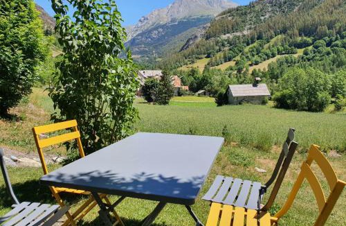 Saint-Paul-sur-Ubaye House | La Posada