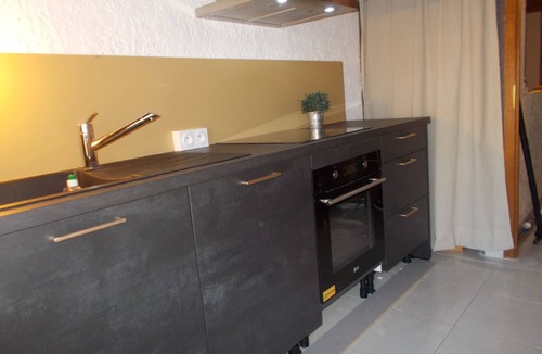 Jonquerettes Villa | La provence autrement. patio swimming pool (accepts small pets)