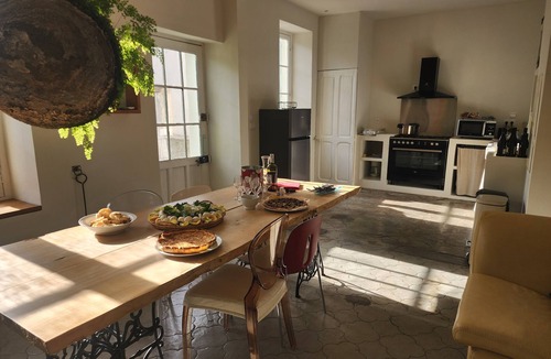 Cadereau Apartment | La Provence downtown, Swimming pool, Garden, Terrace