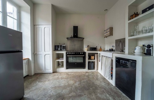 Cadereau Apartment | La Provence downtown, Swimming pool, Garden, Terrace