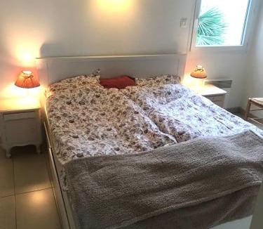 Marseillan Apartment | la scribote