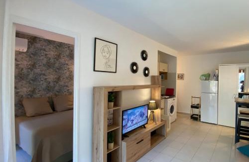Mandelieu-La-Napoule Apartment | La Siesta