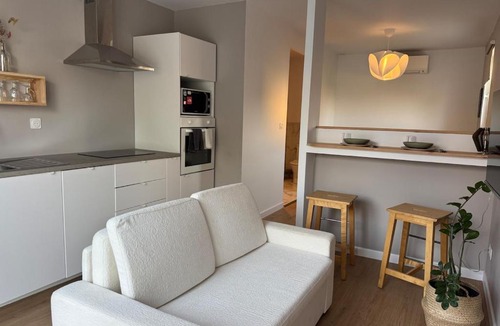Saint-Genies-des-Mourgues Apartment | La Sosta