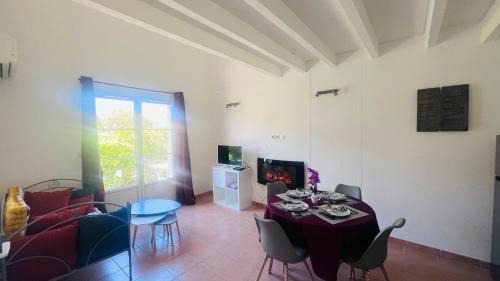 Gallargues-le-Montueux Apartment | La villa De Lina 637 -Self Check In -