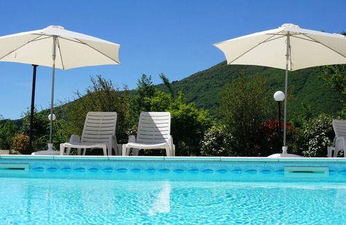 Tignale Apartment | Lake view over Lake Garda, pool, 90× 5‑star reviews, ideal for cycling, hiking