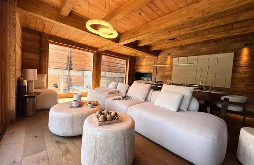 Vars Ski Chalet | LAO – Lodge of Alpine Origin