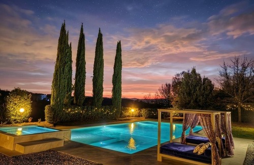 Fucecchio Villa | Large and beautiful villa with swimming pool in the Tuscan hills