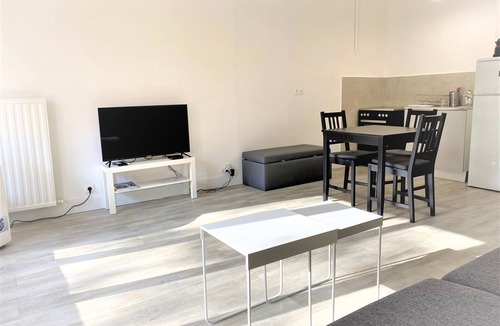 California - Pezou Apartment | Large and Quiet Studio with Balcony