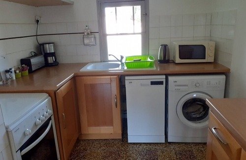 Sete Apartment | Large, bright apartment with private terrace and garden - parking space included