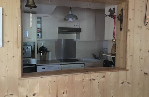 La Salle-les-Alpes Apartment | Large family apartment, serre chevalier 1400 fully renovated, wifi,