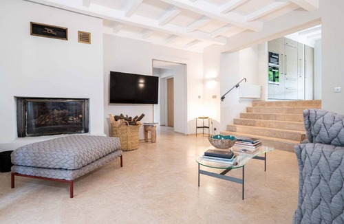 Tourves Villa | Large Family Retreat With Private Pool