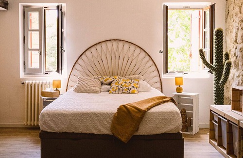 Cavaillon House | Large Luberon stone farmhouse with beach pool - Le mas du chemin blanc