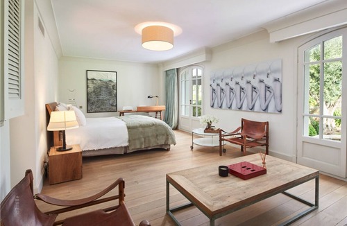 Les Baraques House | Large luxury villa on a hilltop with beautiful views