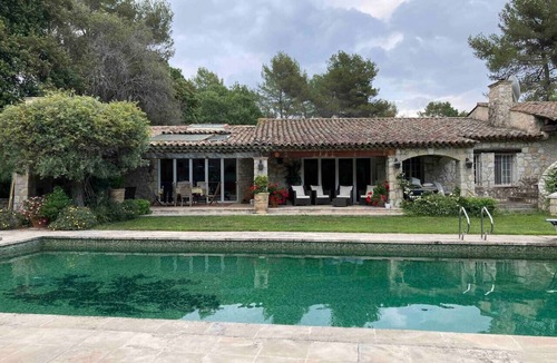 La Colle-sur-Loup House | Large Modernised Villa - for groups and families