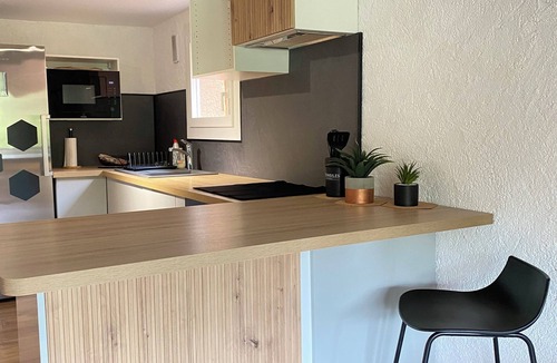Fitou Apartment | Large renovated duplex 6/8 persons Private estate with 2 swimming pools - 10 min beaches
