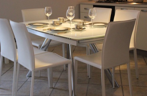 Pompei Apartment | Large Rooftop Apartment overlooking the ruins of Pompeii, sleeps 4