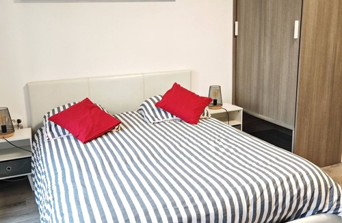 Voltaire - Saint Amour Apartment | LARGE STUDIO WITH BALCONY