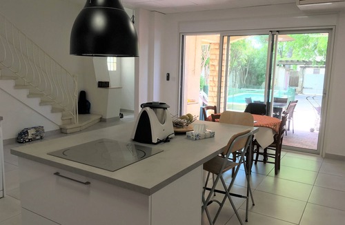 Saint-Julien Villa | Large villa in Marseille with swimming pool