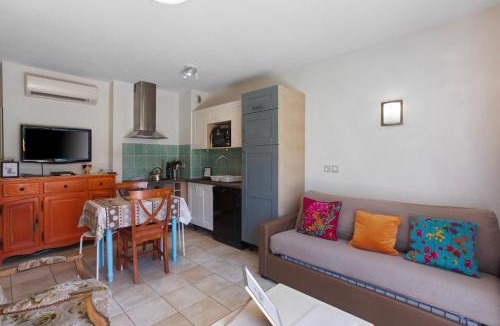 Callian Apartment | Lavender Cottage