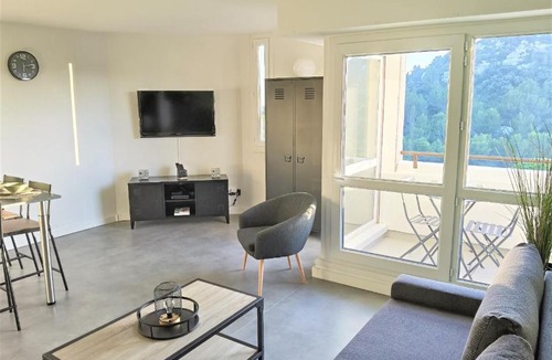 Les Baux-de-Provence Apartment | Le Baussenc Appart'Hôtel