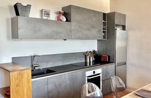 Old Town Apartment | Le Céléste - Appartement Chic Vue Port St-Tropez