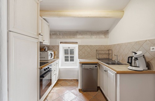 Bonnieux Apartment | Le Capitaine Apartment in the heart of Bonnieux