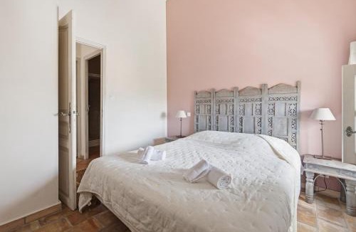 Bonnieux Apartment | Le Capitaine Apartment in the heart of Bonnieux