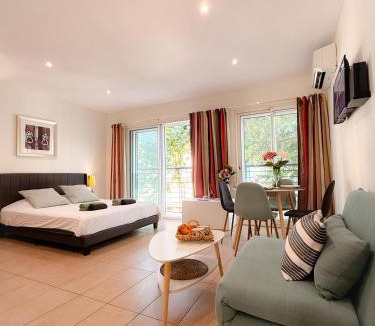 Carnot Apartment | Le Carnot By ApiRent #Centre-ville #AirConditioning #Parking