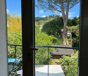 Mougins Apartment | Le Carré Vert - superbe T2 au coeur de Mougins, clim, parking privé, piscine privative sur réservation