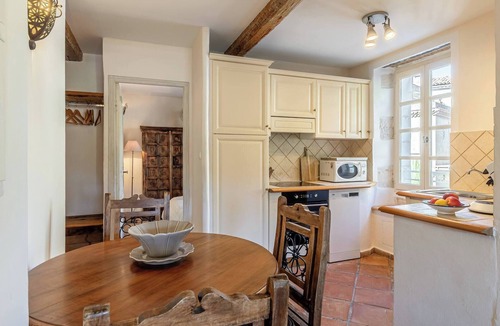 Bonnieux Apartment | Le Chef d'Escadron - Bonnieux - Apartment in the heart of the village